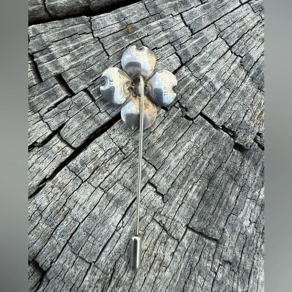 Stuart Nye Sterling Silver Dogwood Pin - Picture 2 of 4